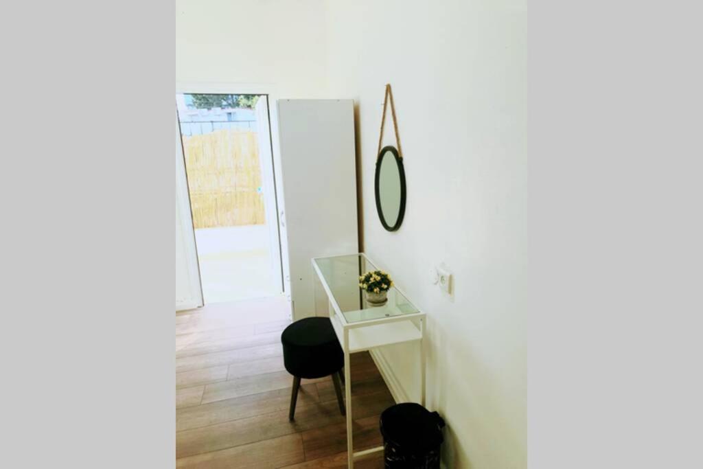 Magnifique Studio Avec Grande Terasse A Tel Aviv Lägenhet Exteriör bild